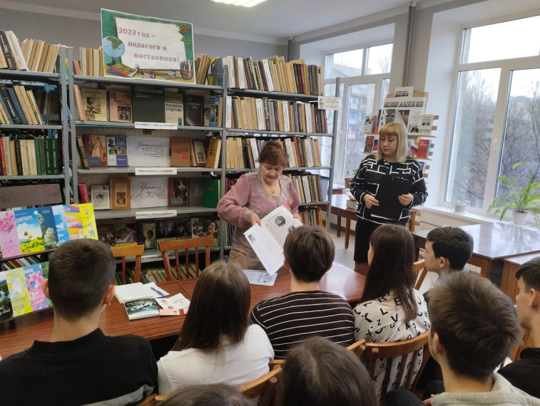 Стихов чарующие звуки. Стихов чарующие звуки.
