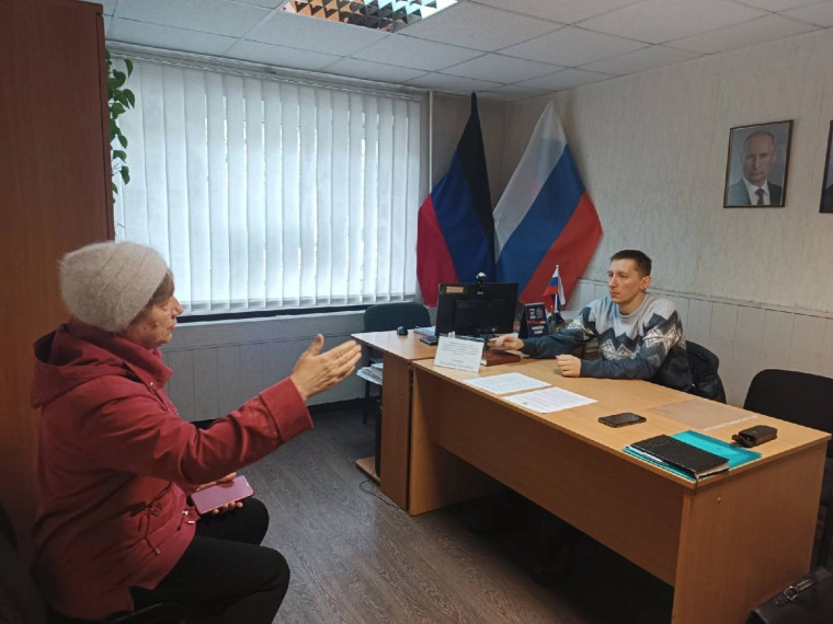 В Снежном прошёл приём представителей министерства угля и энергетики ДНР. В Снежном прошёл приём представителей министерства угля и энергетики ДНР.