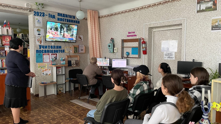 Истории немые стражи. Истории немые стражи.