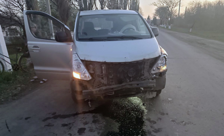 В Донецке нетрезвый водитель совершил ДТП. В Донецке нетрезвый водитель совершил ДТП.