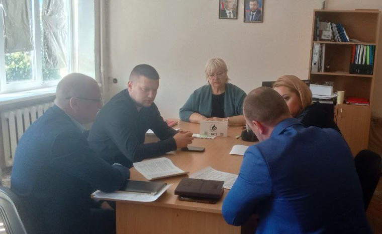В Снежном прошло заседание рабочей группы горсовета. В Снежном прошло заседание рабочей группы горсовета.
