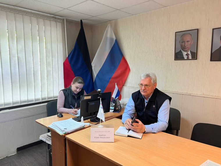 В Снежном прошел приём депутата Народного Совета ДНР. В Снежном прошел приём депутата Народного Совета ДНР.