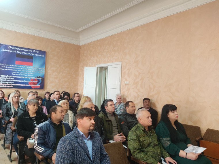 Видеоконференция по вопросам Всероссийского конкурса лучших проектов создания комфортной городской среды. Видеоконференция по вопросам Всероссийского конкурса лучших проектов создания комфортной городской среды.
