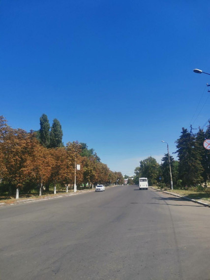 Самарская область ремонтирует дороги в Снежном. Самарская область ремонтирует дороги в Снежном.