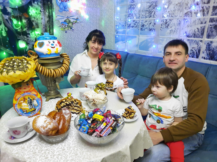 Выполнили второе задание. Выполнили второе задание.